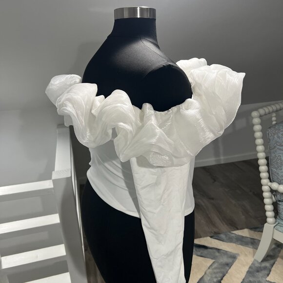SHEIN Curve White Off-Shoulder Ruffle Top - Size 2XL - NWT! - Picture 2 of 6